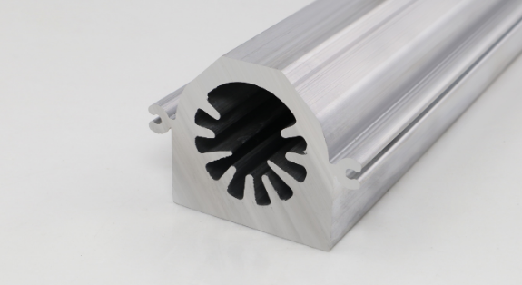 網(wǎng)上聯(lián)系到的異型材廠商靠譜嗎？